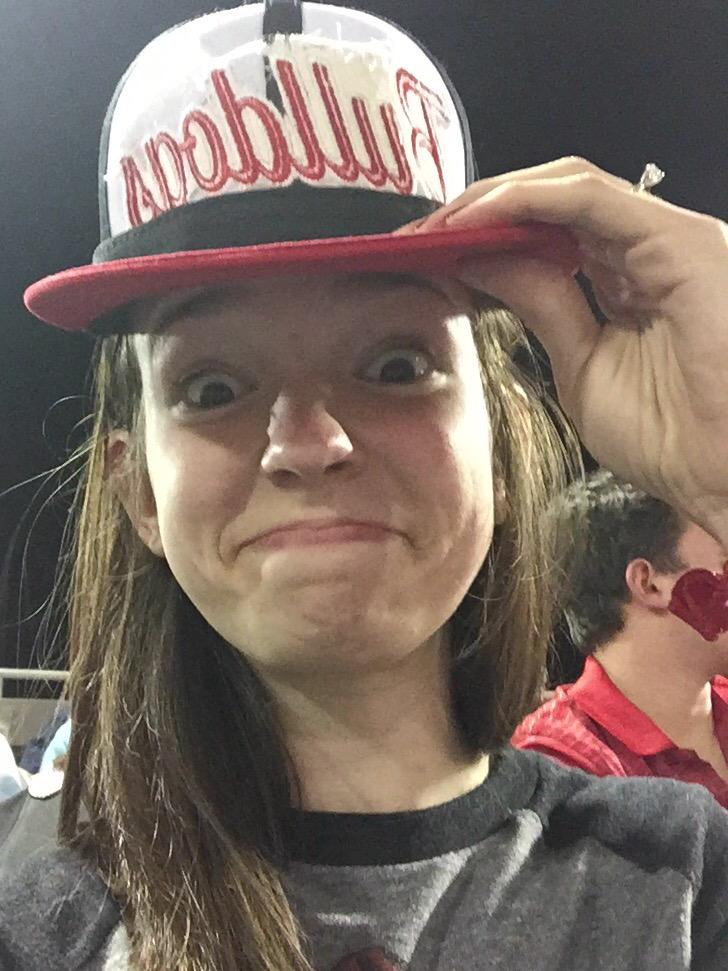 AbbeyRikard's tweet photo. Rally caps? #WreckTech @UGAAthletics http://t.co/Ar7bJ0o8kg