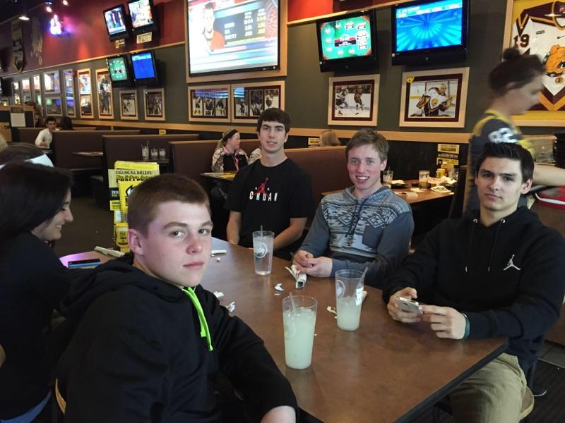 ironmountainhs's tweet photo. A night at BWW in Big Rapids. Getting ready for a busy Wednesday. http://t.co/PxQayi3KgK