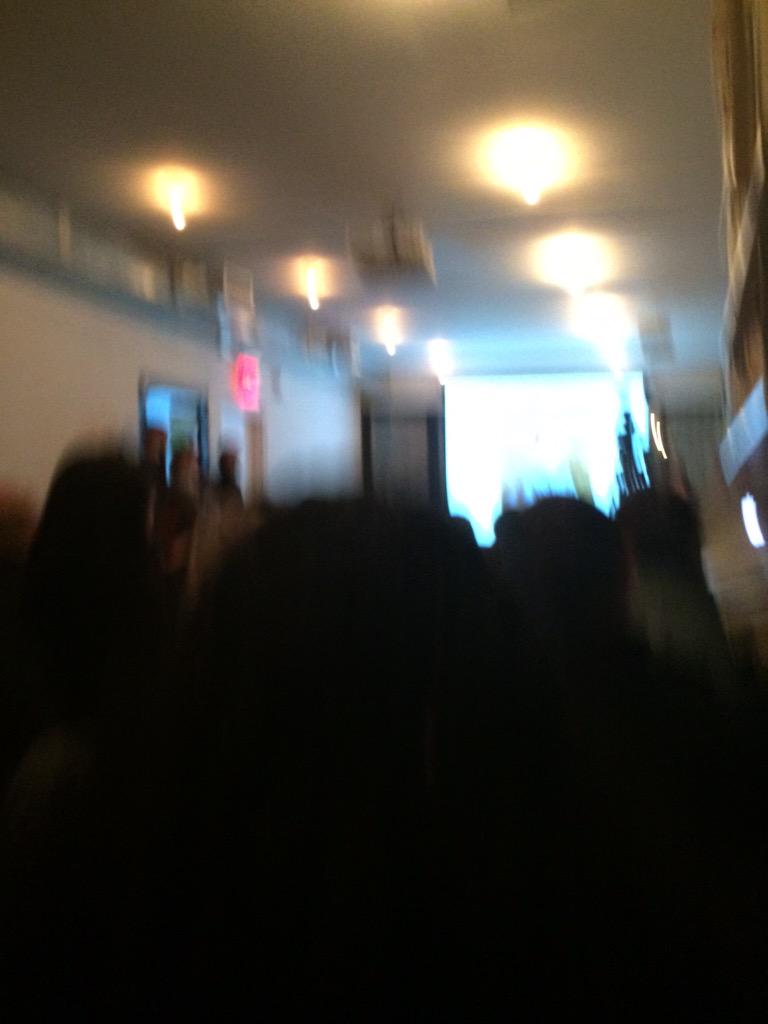 hahaha omg <a href="/karenarchey/">Karen Archey</a> mulveying <a href="/e_flux/">e-flux</a> rn h/t: <a href="/nnHirsch/">ann hirsch</a> #art #postinternet #art #gallery #socialmedia #eflux #ded