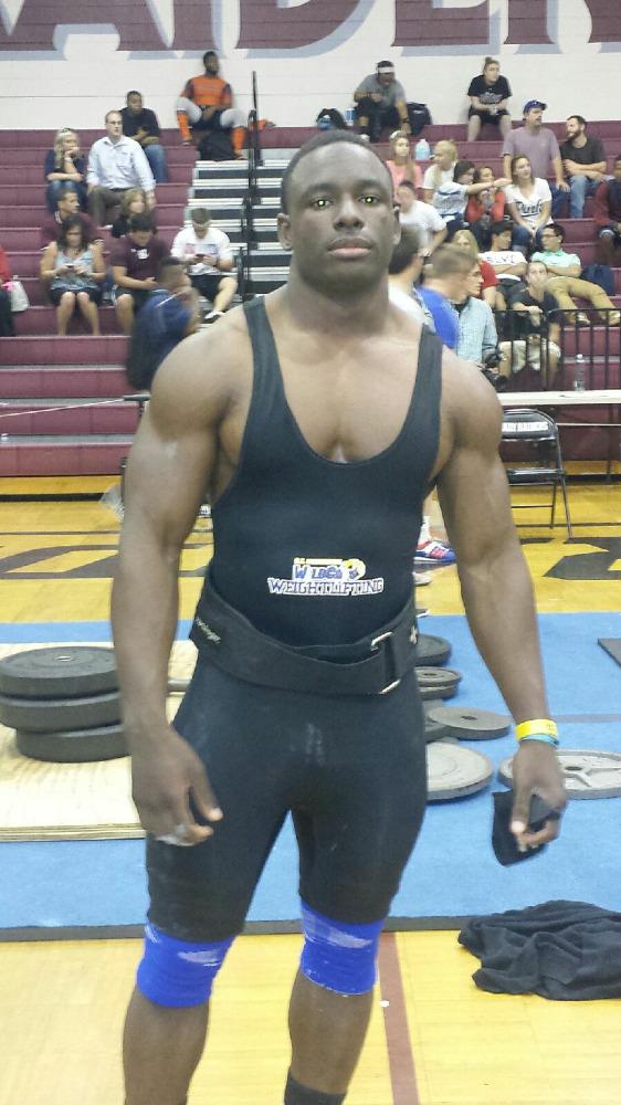 Mz_Angee's tweet photo. Proud of my baby c/o 2017 @Aaron_Malory19 1st pl win at 1-2A weightlifting regional #WEBREEDINGMONSTERS #PROUDMAMA http://t.co/vpwBY8h128