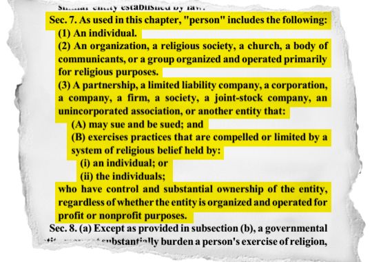 indystar's tweet photo. Here is a point-by-point breakdown of how Indiana's #RFRA differs from the federal version. http://t.co/DsZWGr28SF http://t.co/bVOllJ92ex