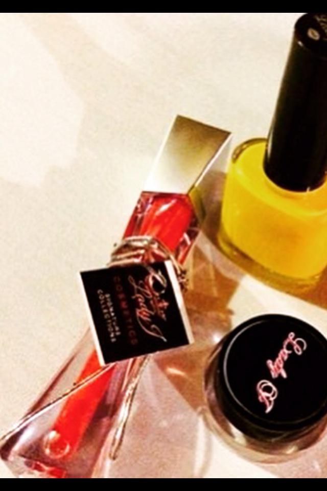 LADYJFAB's tweet photo. We specialize in private label manufacturing and wholesale pick products affordable! For your store or biz http://t.co/w2FeoQLAHH