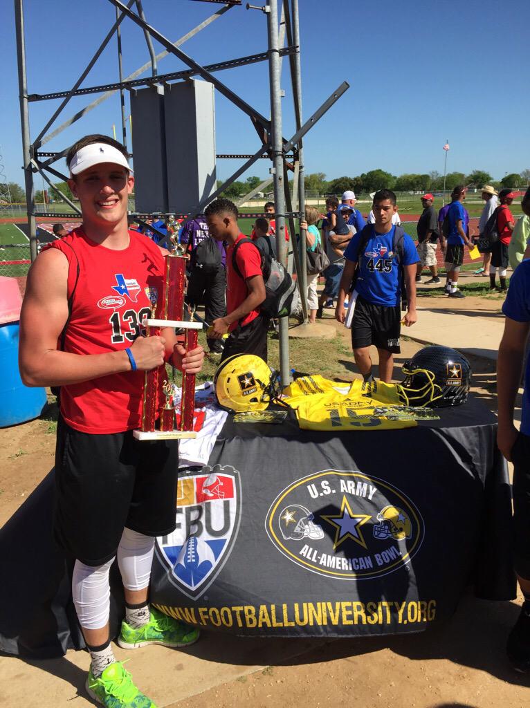 SoTxShowcase's tweet photo. Congrats to @PleasantonFBall Cade Smith @5cade on being named @TXFBShowcase LB MVP. @Ben_Baby @_STHSFB http://t.co/MFrtXlAO1n