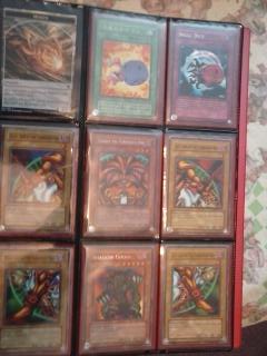 tigerstarflower's tweet photo. Some really old yu-gi-oh cards, including all of exodia 😊 http://t.co/RYLB8ngEnt