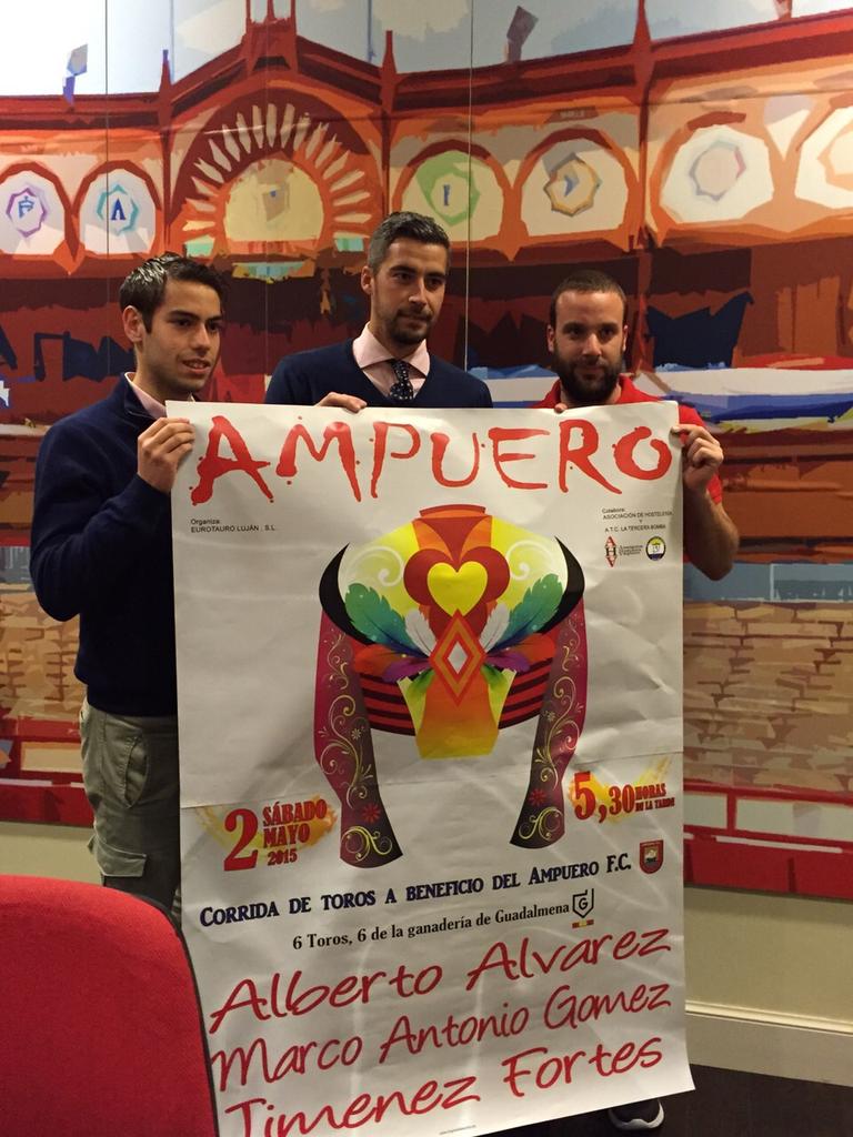 _MARCOAGOMEZ_'s tweet photo. Paso a paso se van consiguendo las metas... Gracias a todos por asistir #vamosallenarAmpuero http://t.co/d8Y1Bh24kP