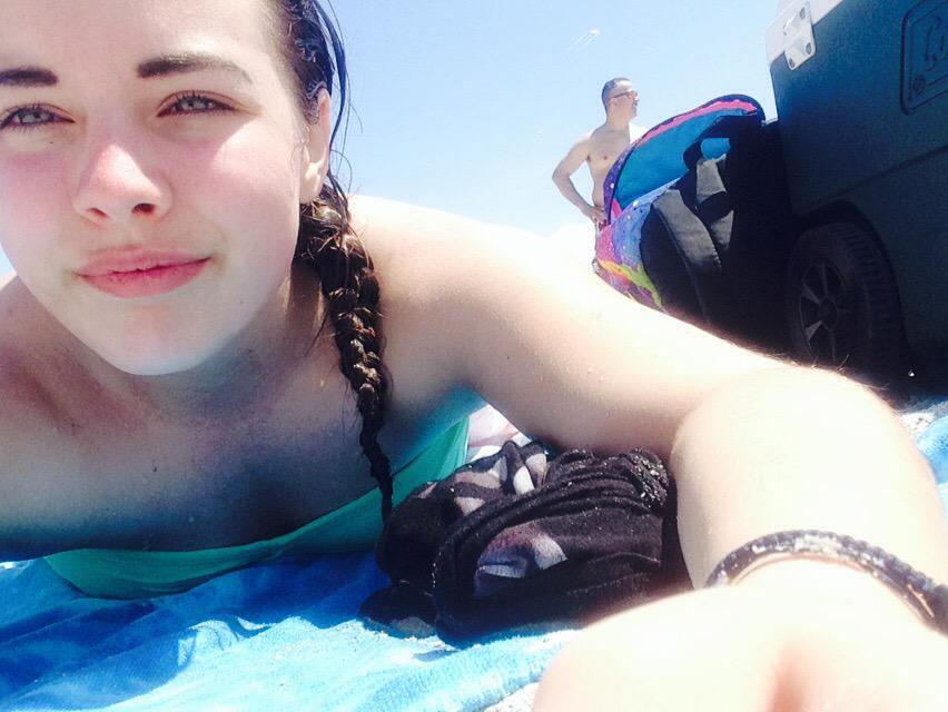 Taylorandre2's tweet image. Beach days are nice ❤️✌️✖️💦