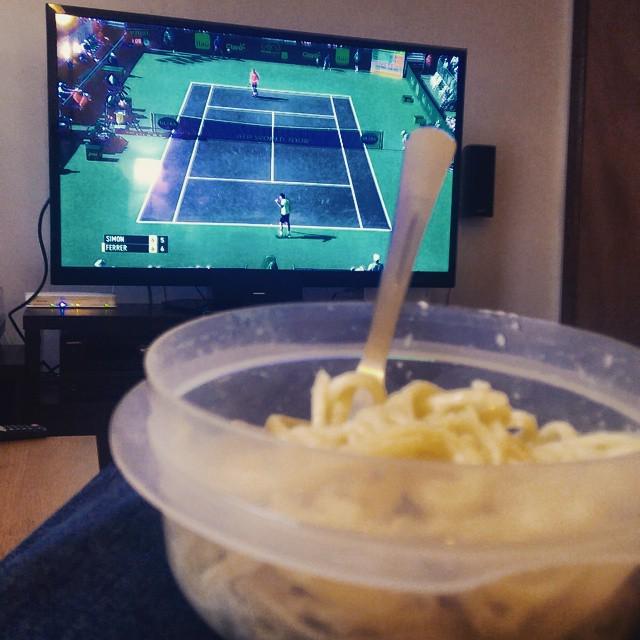 veryape's tweet image. Nothing better than spaghetti carbonara leftovers from Bartolino's for #firstdinner. Thank… ift.tt/19Gkh6p