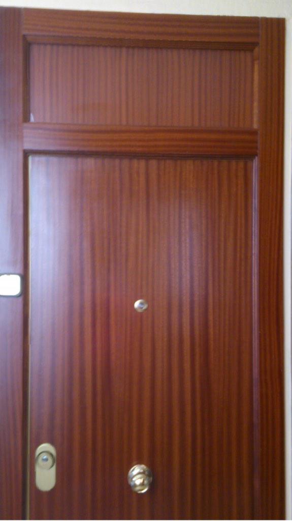 LapercheMadrid's tweet photo. Puertas Blindadas Madrid con Montante,☎️ 916654767.          http://t.co/lDO7fUayrA http://t.co/OSfonFjAcS