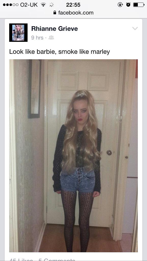 RhiiannaQuiin's tweet photo. Hahahahahahhahaahhahaa nut im deleting my facebook http://t.co/xbda2eHDuy