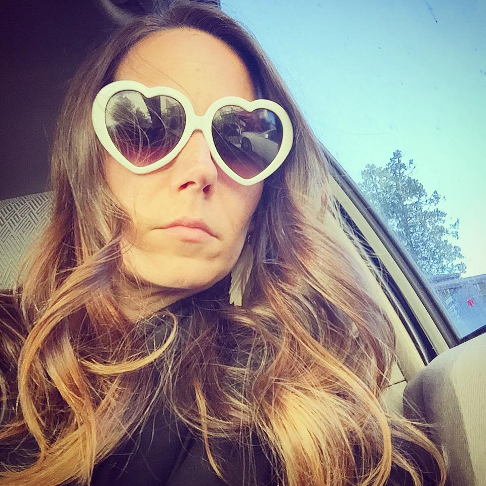 CollardCowgirl's tweet photo. Sometimes a girl's gotta get her hairs did. 💗💇💗 Thanks #AWildHair in #NevadaCity #CA. Yeehaw! #vegan #vegangirl #hair http://t.co/od7yQzQDzI