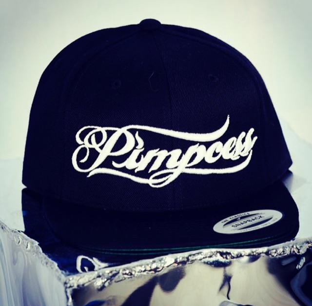 pimpcessbrand's tweet photo. #RuleWithStyle #PimpcessBrand http://t.co/kktBL2co0U