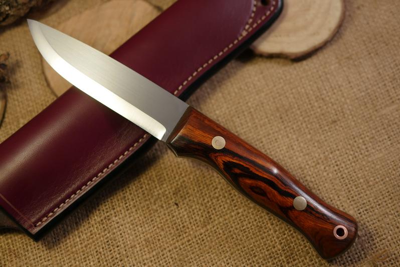 AdventureSworn's tweet photo. 30 knives added to our Available Now page.  They might go quick! http://t.co/lADJEKj6HB http://t.co/Yb5gUFEqBa