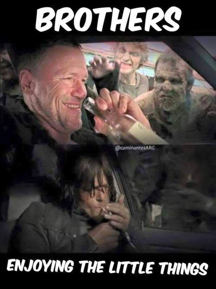 HYAAAHEEEEY's tweet photo. The little things ⬇⬇⬇
#TWD #TheWalkingDead #twdconquer #DarylDixon #TWDAlexandria #MorganIsBack #WalkerWithdrawal http://t.co/P6FAco8rqX