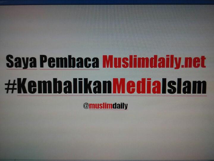 Tolak pemblokiran Media2 Islam dg bikin aksi selfie dg tulisan2 spt gbr. Then upload Twitter. #KembalikanMediaIslam