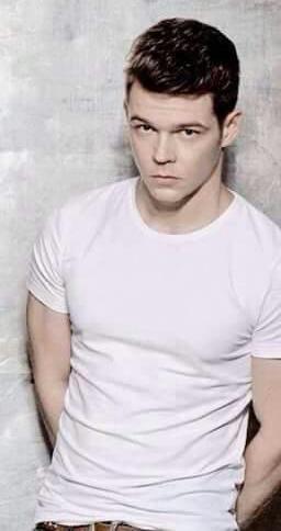 Happy Birthday number 28 to the best bass player in the world... Georg Listing, I love u 