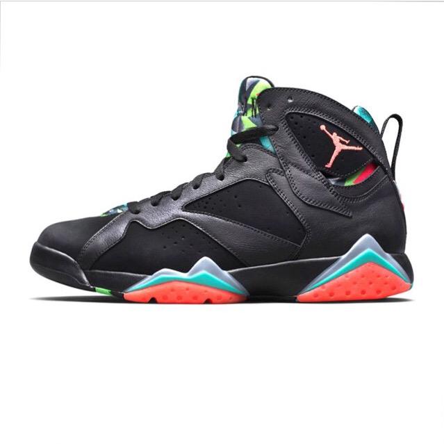 NiceKicksOnly tweet picture