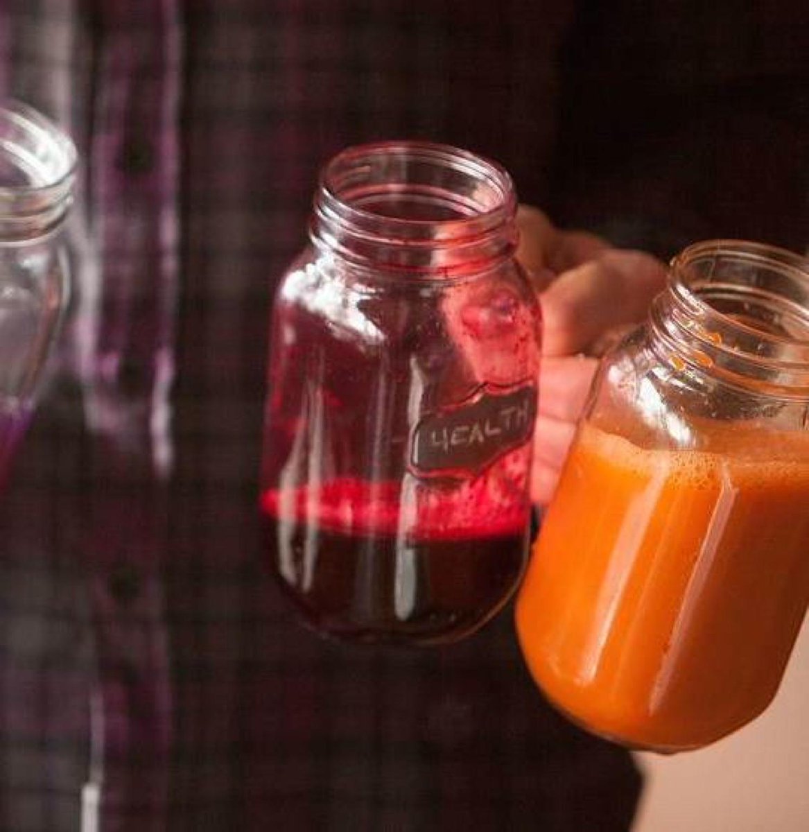 Jo_STylin's tweet photo. @ActivebodyN #juicebar 
@KharenHill @courtsy14 @Cancer_Store @StephSansalone @EsseneHealth #secret to #healthyliving http://t.co/L0flFrqIu1