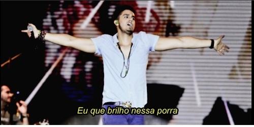redscarfx's tweet photo. "Luan Santana é o primeiro cantor brasileiro que conseguiu conquistar 1 milhão de inscritos no youtube" http://t.co/RlTjQp55qc