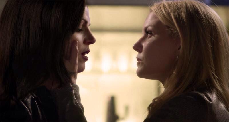 GoodNorBad's tweet image. SwanQueen Kiss