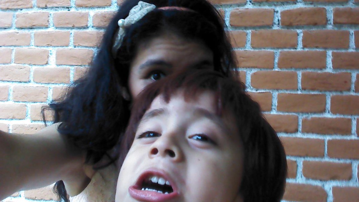 Loquito de mi corazón ya que te vas a Lima, anda dale un abrazo de oso a Angie #LaFinalEsTuyaAngieArizaga Los amo.