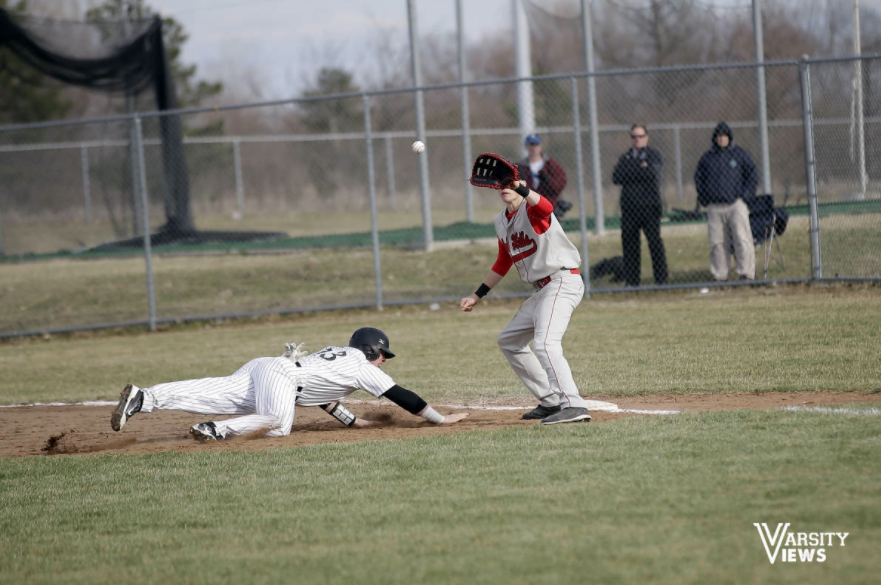 VictoryViewsOH's tweet photo. Lakota East vs Oak Hills JV &amp; Varsity baseball coverage here: http://t.co/twGTpLXxPd http://t.co/WEDC68UzvR