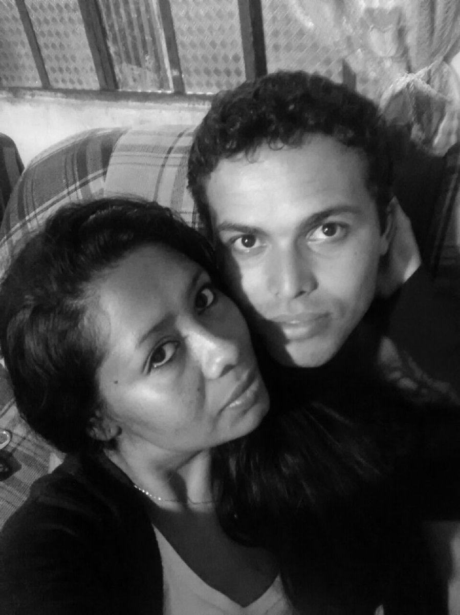 karinalohan's tweet image. Como é bom estar ao seu lado! Ty amo