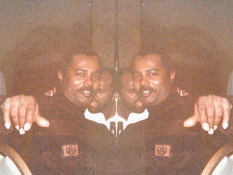 _therealsennett's tweet image. 