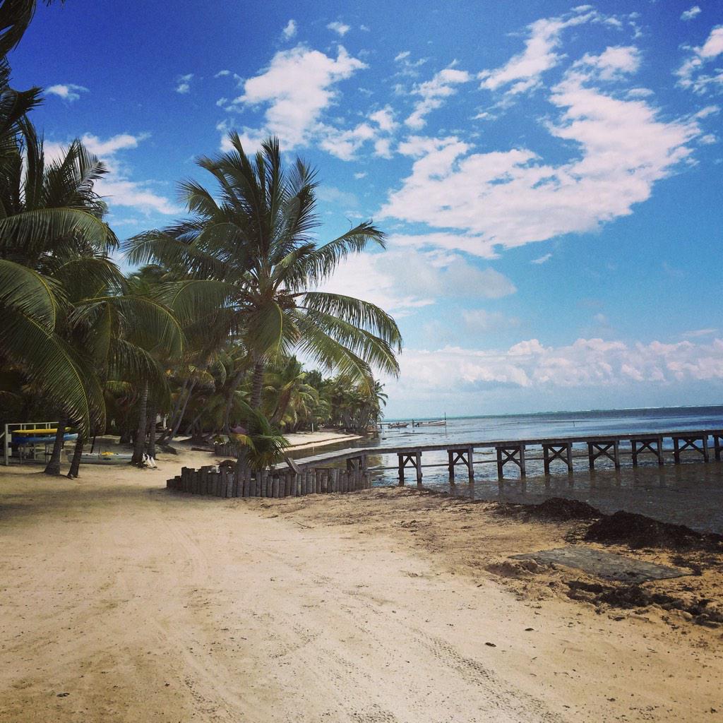 Relaxing day at @elsecretobelize