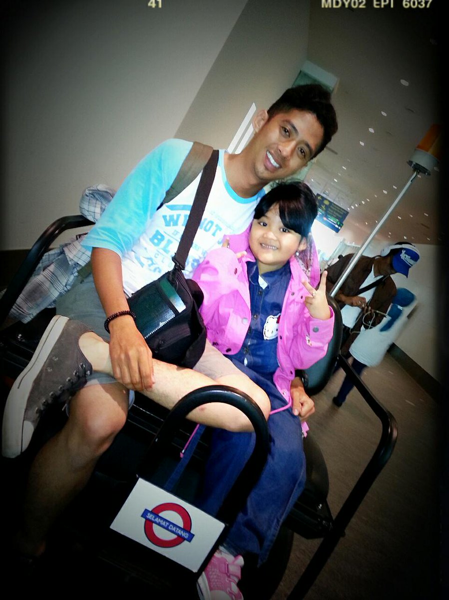 bangshandy's tweet photo. W/ malika nadya http://t.co/0ey36sgvEb