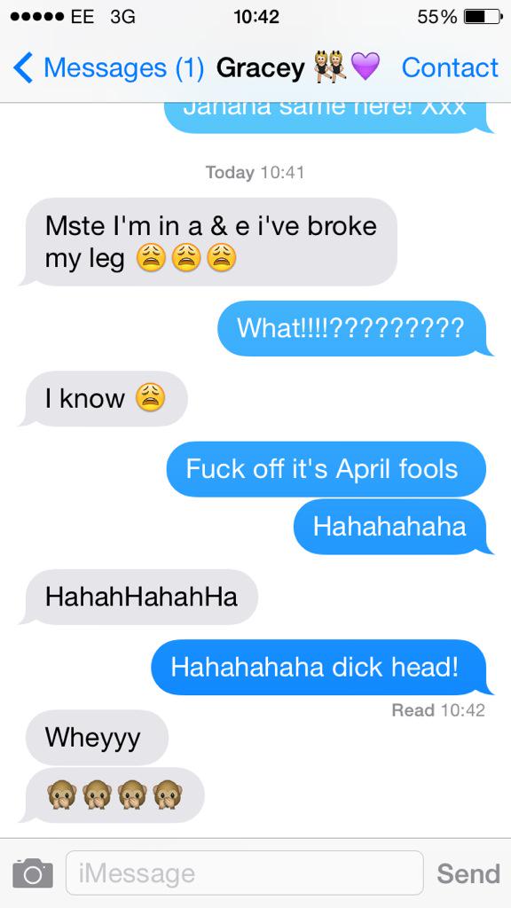 gemmawilkinson3's tweet photo. You don't fool me you little bugger @GraceCatherinex #clickedon #AprilFools http://t.co/YCvRc7OvQ5