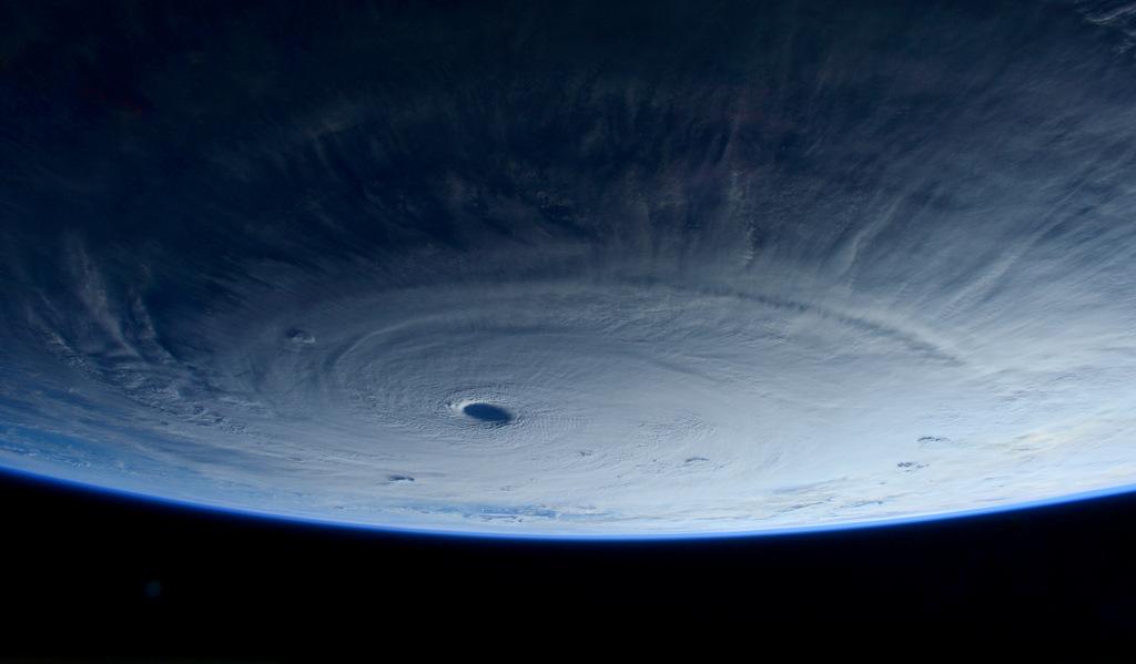 ANCALERTS's tweet photo. LOOK: Photos of super typhoon from space http://t.co/EfVZUwEJGo 
#ChedengPH (Photo via @AstroSamantha) http://t.co/w78LN68MnG