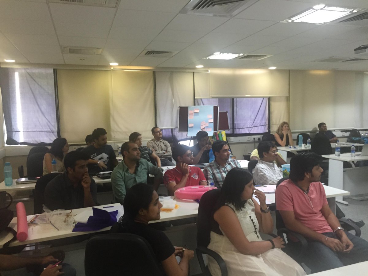 IntuitIN's tweet image. Glimpses from IIITB&apos;s Accelerated Program i-MACX and the workshop by @Intuit&apos;s #Design4Delight Experts! #intuitlife