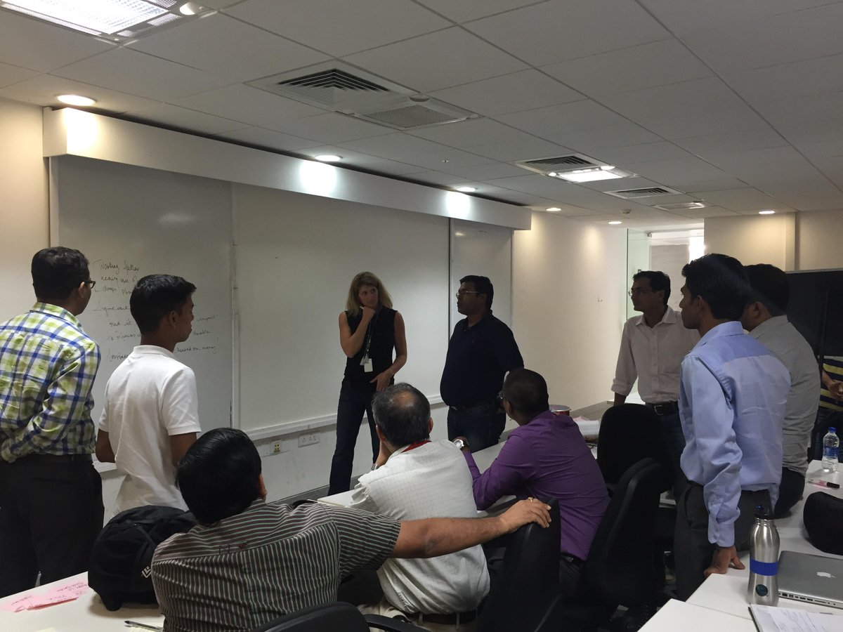 IntuitIN's tweet image. Glimpses from IIITB&apos;s Accelerated Program i-MACX and the workshop by @Intuit&apos;s #Design4Delight Experts! #intuitlife