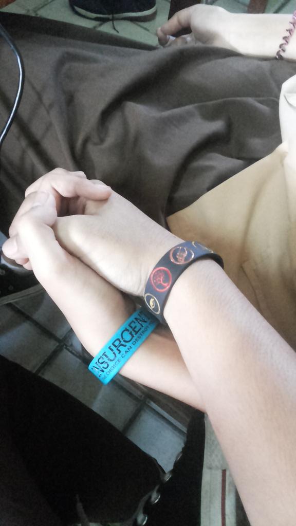Cocok nihh dipake hihihi :D@JakWristband