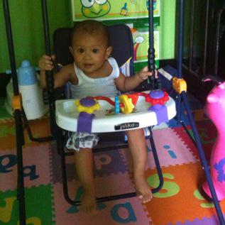 mahrunnisa's tweet photo. Hiyaaa#babyunnasq#yunayun http://t.co/gVJnSqvuFo