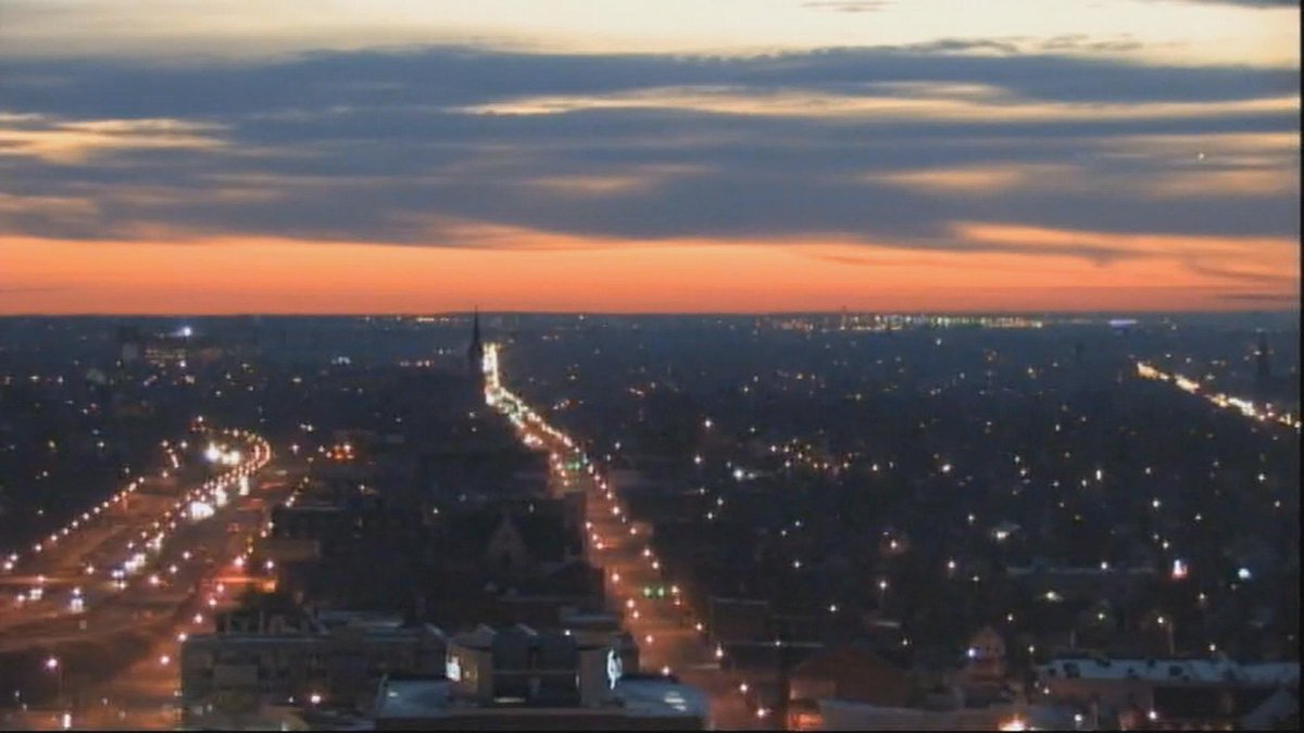 Today is April 1st, but this #Buffalo sunrise is no joke.