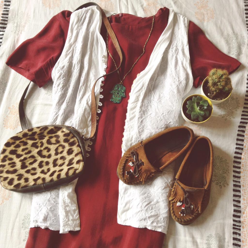 WeWentWild's tweet photo. So much vintage coming soon. Love this outfit that wouldn't look out of place at #Woodstock #70s http://t.co/K7R9FRVALA