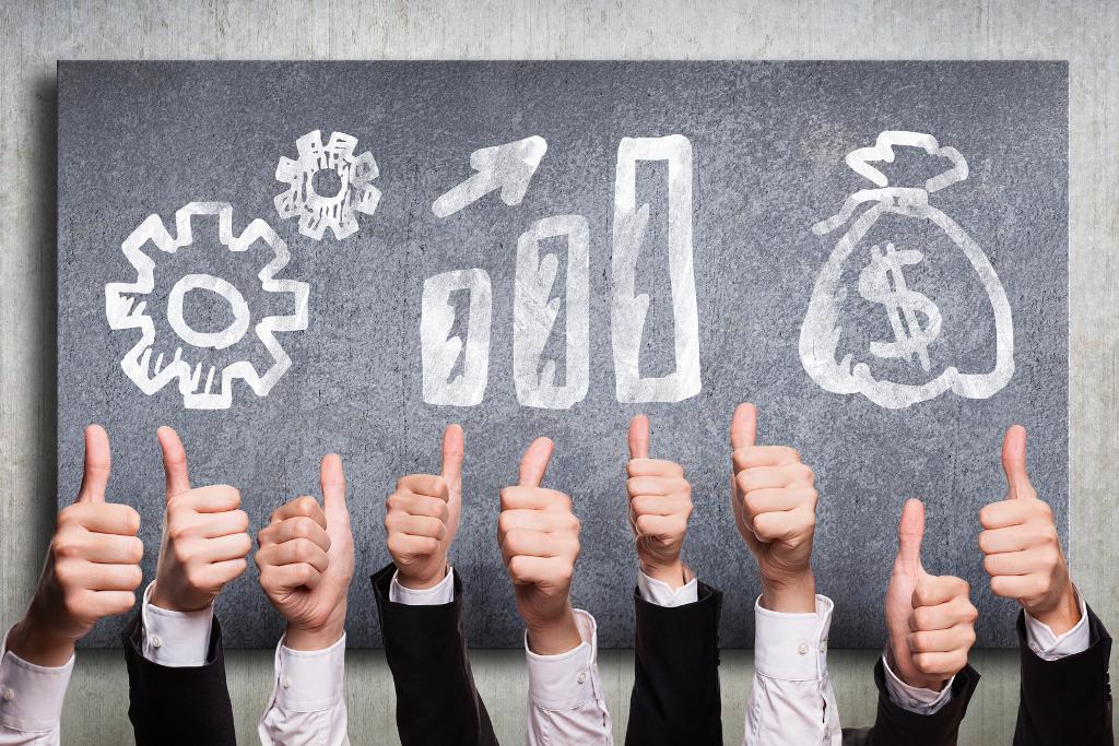 EssentialBinary's tweet photo. Do Binary Options Brokers Make Money?
http://t.co/MkePDj4ie6 http://t.co/fXxgYfLHcg