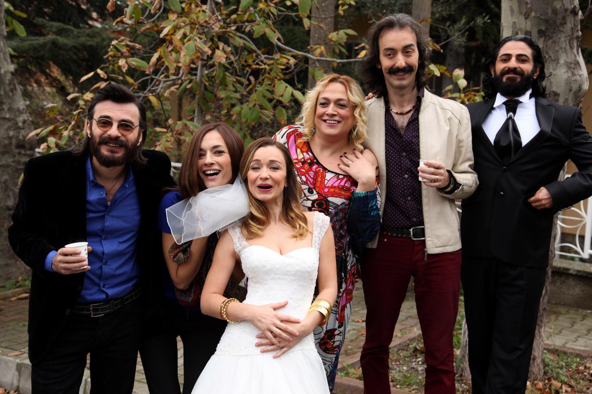 "Lan oğlum böyle olmaz.."  
#tehlikeyleflört SİNEMALARDA..
@LimonFilm 


youtube.com/watch?v=lnCVk2…