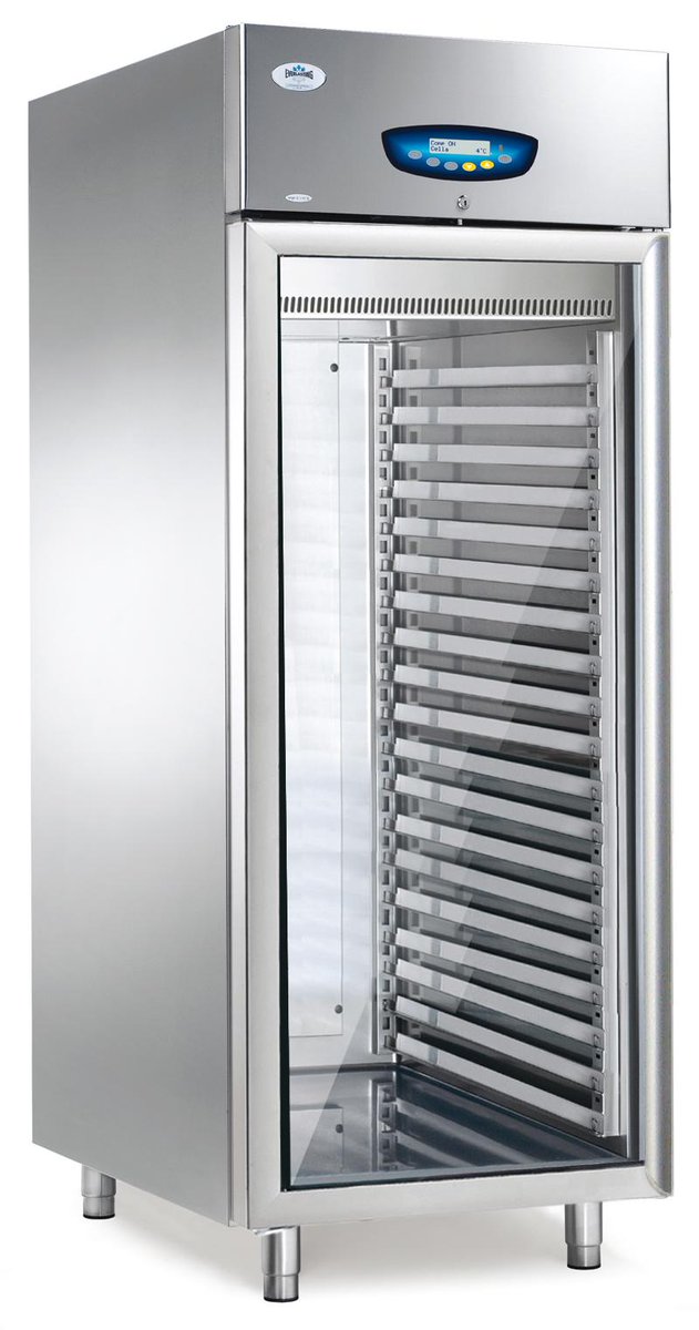 EVERLASTING tweet media