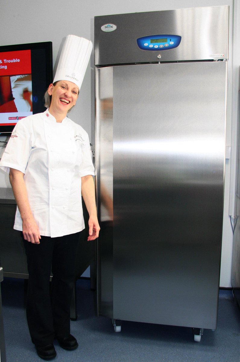 EVERLASTING tweet media