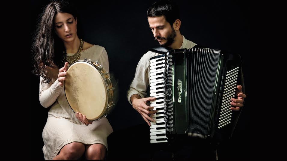 Entro l'estate 17 novità musicali #MadeInPuglia in arrivo sul mercato grazie a <a href="/Puglia_Sounds/">Puglia Sounds</a> buff.ly/1DoaRu9