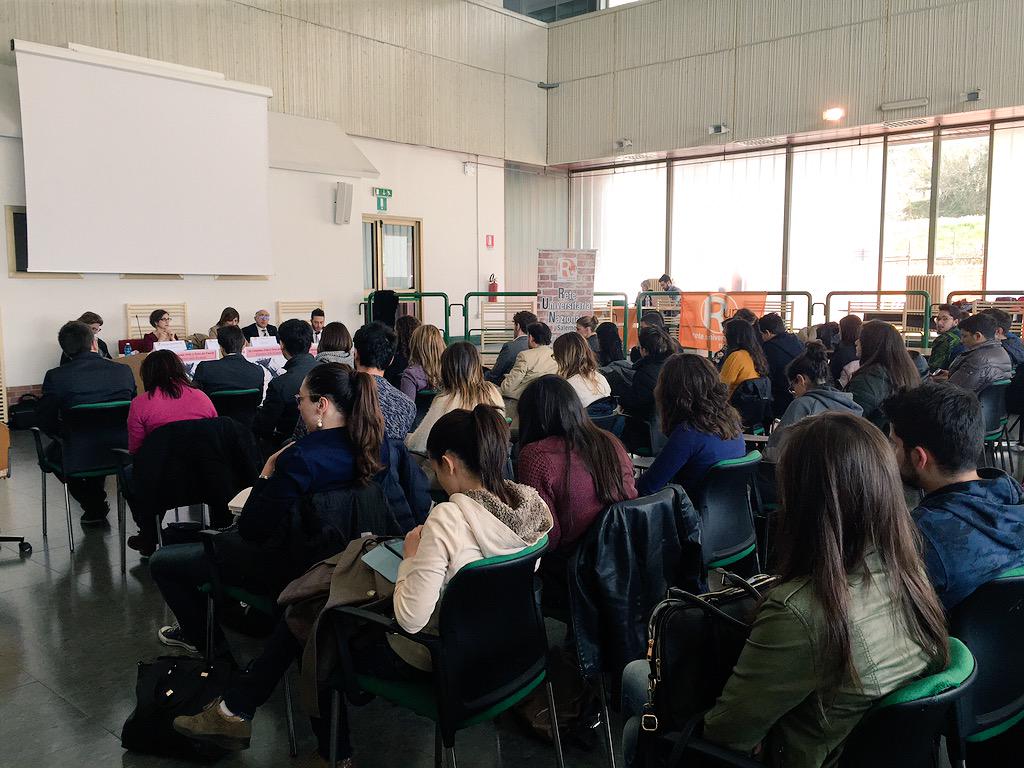 gianlucamansi's tweet photo. Oggi ad #Unisa
<< Da Campania Felix a Terra dei Fuochi>>
#runsalerno http://t.co/co7BcBzA6U