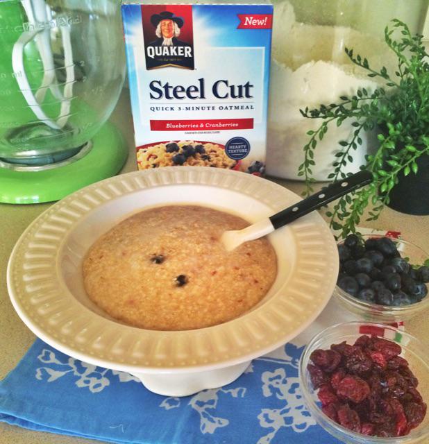 PickyPalate's tweet image. Loving my Blueberry and Cranberries @Quaker Steel Cut Oatmeal this morning!! #QuakerUp #sponsored