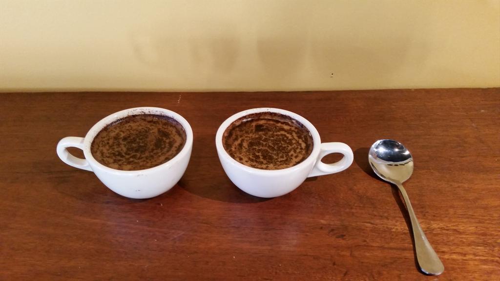 unioncoffeeayer's tweet photo. cupping yesterday's roasts. http://t.co/t8vrp2Xxys