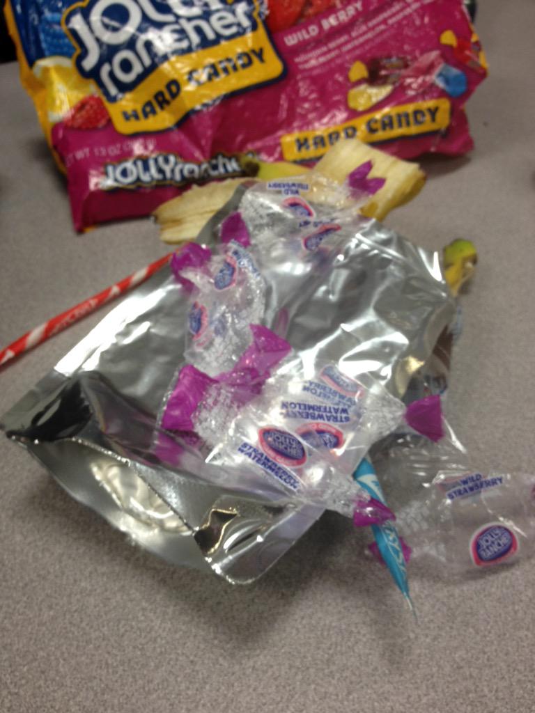 wsdgarbage tweet picture