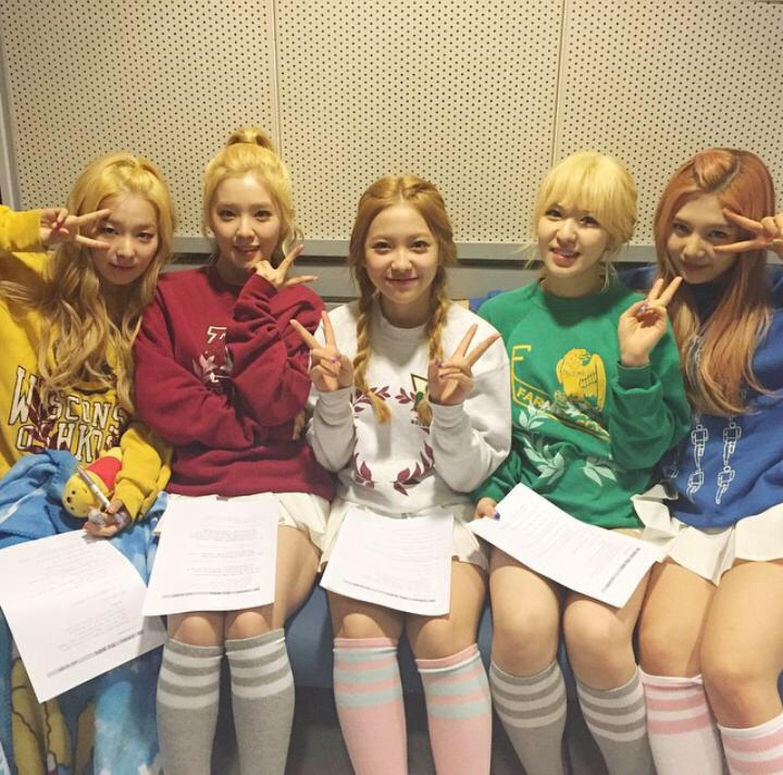 5REDVELVET's tweet photo. 150401 #레드벨벳 at SBS Radio Power FM 'Lee Guk Joo Young Street' http://t.co/zjGoYnFSRl