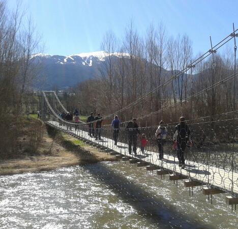 DiscoverPyrenes's tweet photo. #Excursio amb @Cerdanyaresort al #segre @aralleida #cerdanya @portalPirineus @costabrava #cerdanya #Pirineuambnens http://t.co/CEoXgxMEYZ