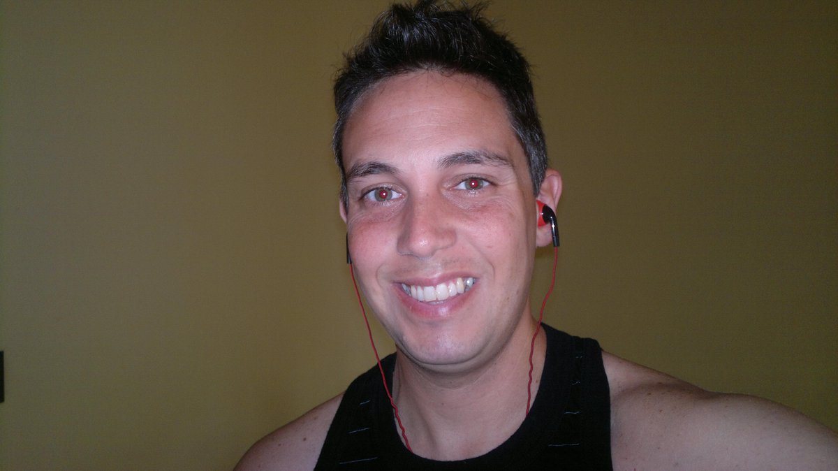 CiceroneBA_Arg's tweet photo. Starting this beautiful Fall day in Buenos Aires by going to the gym... #feelinggood http://t.co/F9KjWfn56n