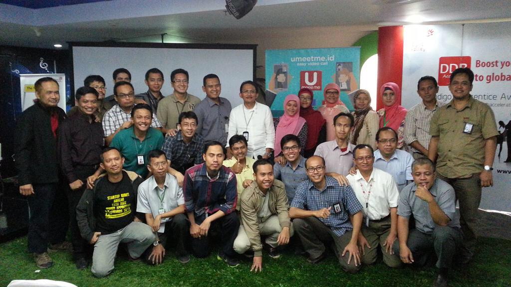 A_Sugiarto2015's tweet photo. Skuadron AU DDBAccelerator SIAP akselerasi Indigo Apprentice Awards 2015 #DBBculture @ddbaccelerator http://t.co/VAvuju9ieX